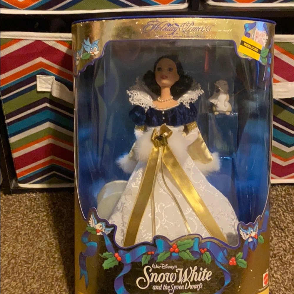 Snow White doll - Picture 4 of 5